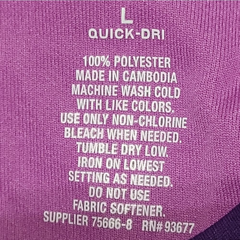 Bundle of workout tops - Picture 7 of 10